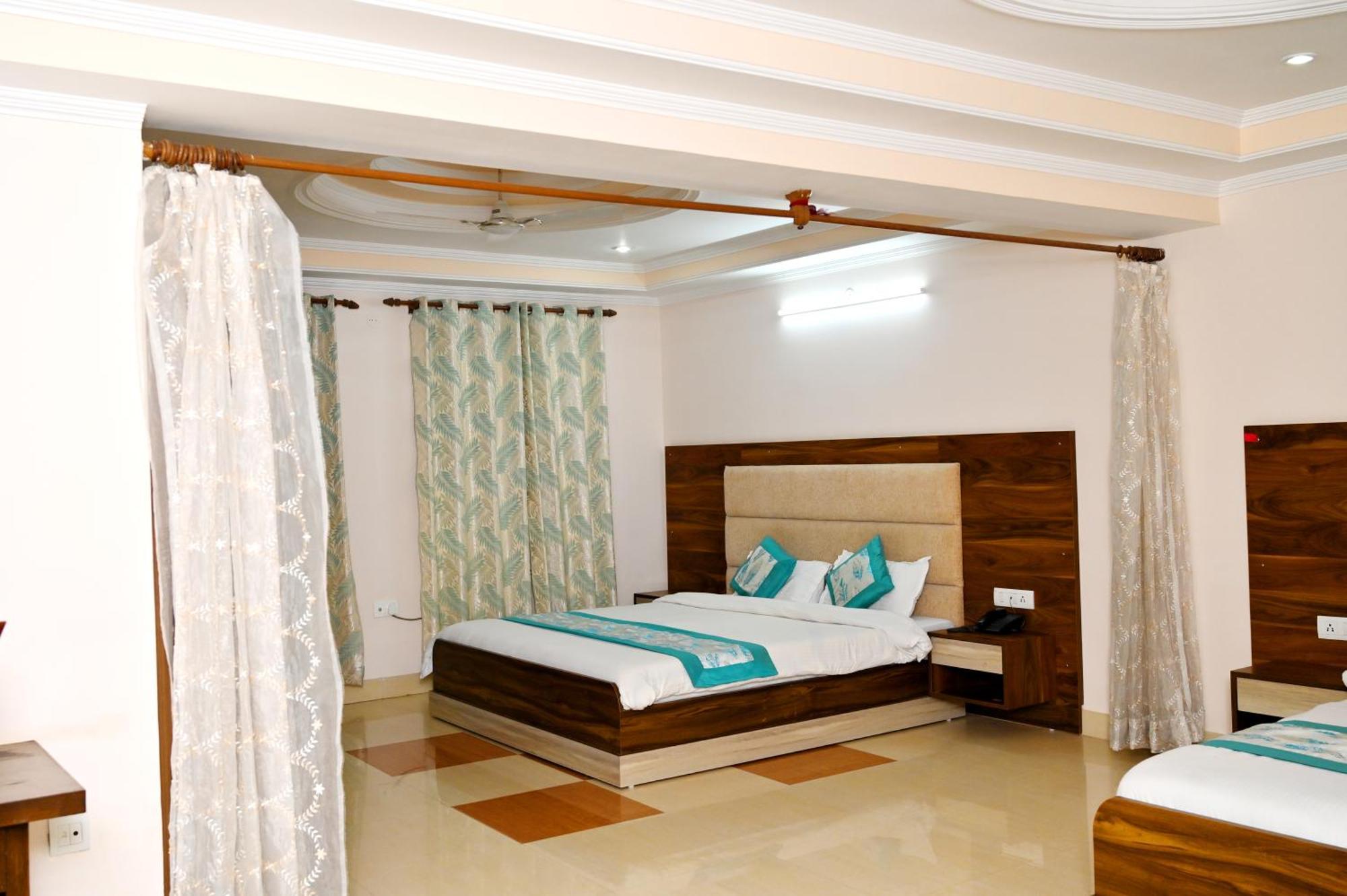 Hotel Prasanna Inn Rishīkesh 外观 照片
